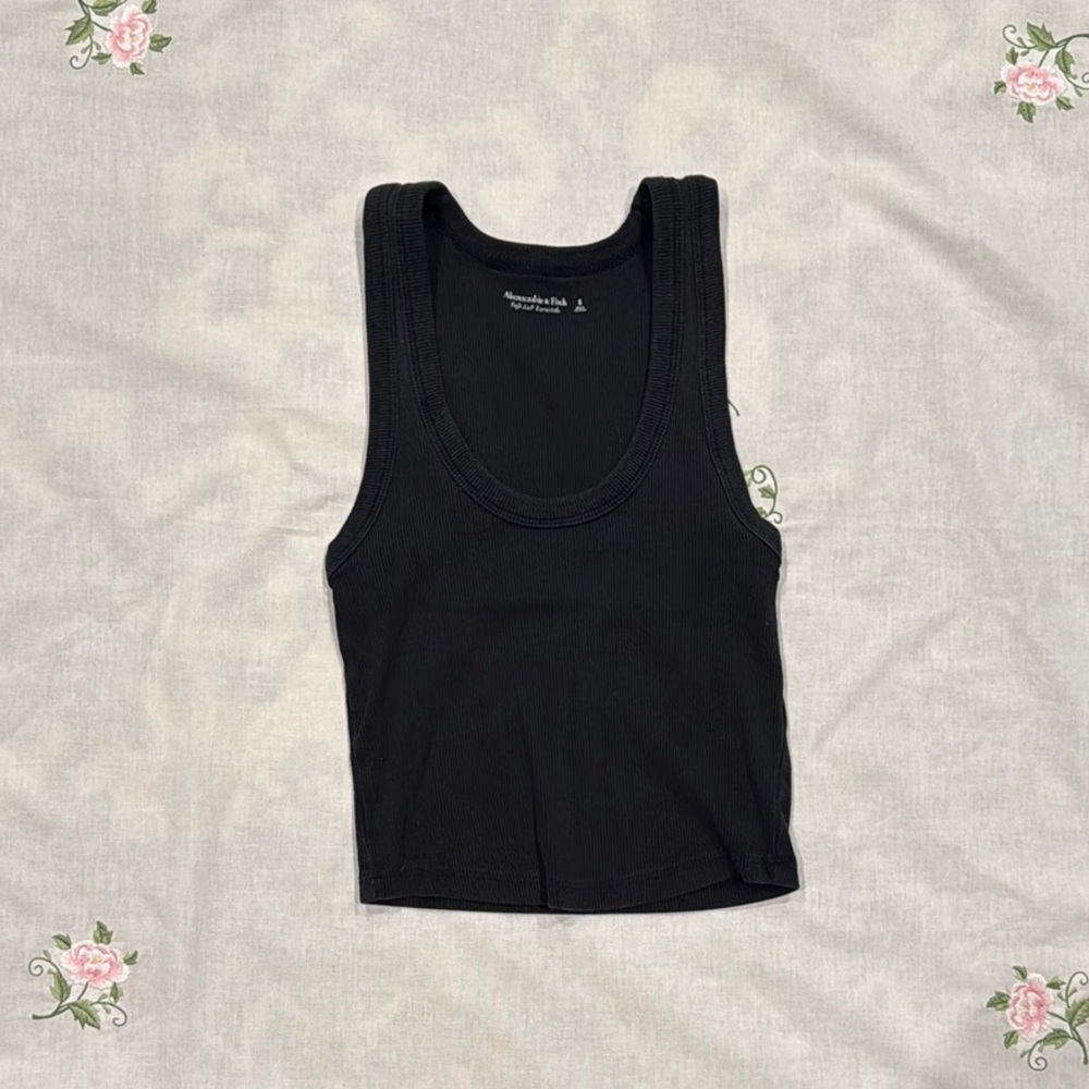 Abercrombie & Fitch Black Fitted Sleeveless Tank Top size Small